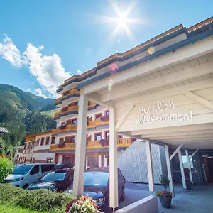 Hotel Jufa Alpenhotel Saalbach-jokercard Im Sommer Inklusive